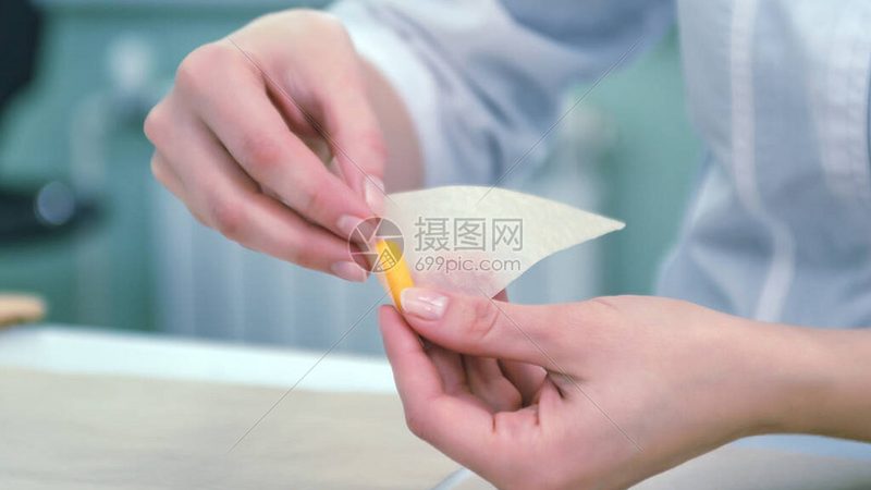 实验室制药粉碎机：如何根据型号选择合适的设备**